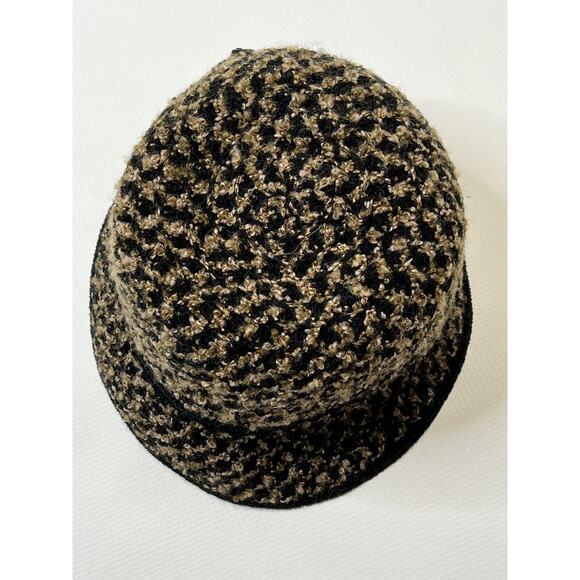 Betmar Cloche Hat One Size New York Willow Knit Boucle Bucket Flower Black Brown - Picture 4 of 9